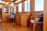 Grand Banks 59 Aleutian For Sale - Saloon
